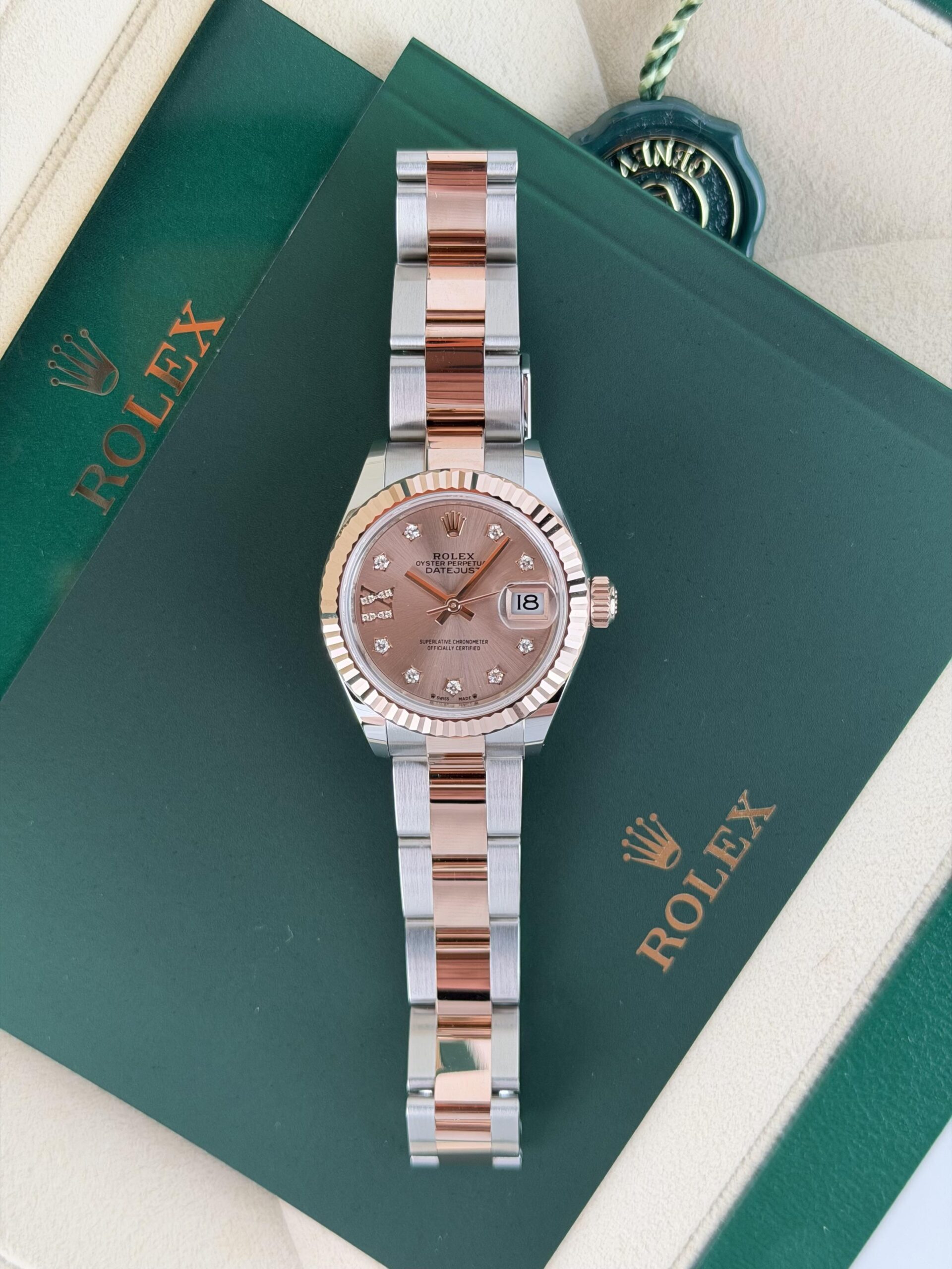 Rolex Datejust 28mm UNWORN 2026 Pink Rose Sundust Diamond Star Oyster 279171