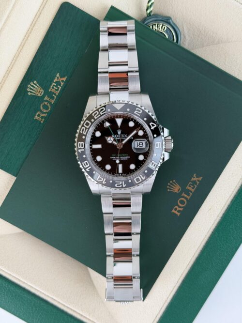 Rolex GMT-Master II UNWORN 2026 Bruce Wayne 40mm Black/Grey Oyster 126710GRNR
