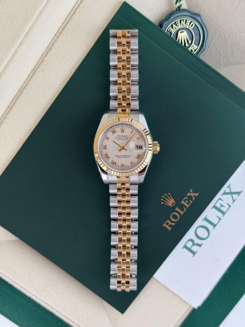 Rolex Datejust 26mm 2006 White Motif Ivory Roman Fluted Jubilee 179173