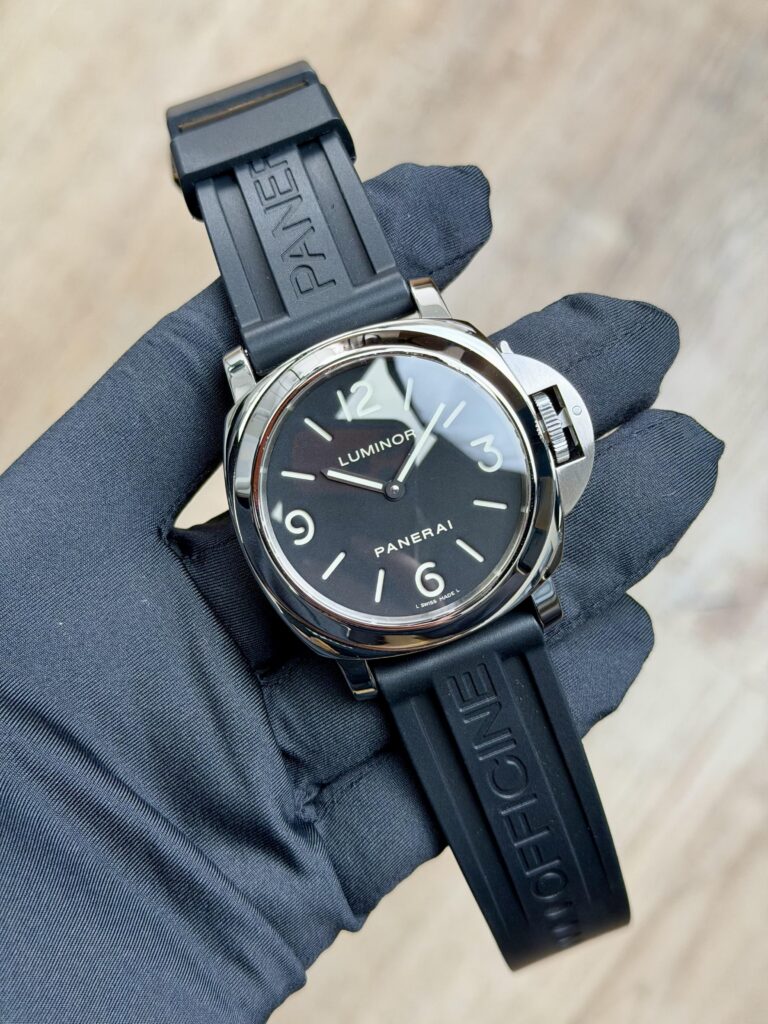 Panerai Luminor Base 44mm 2012 Black Index Black Rubber Strap Excellent PAM00112