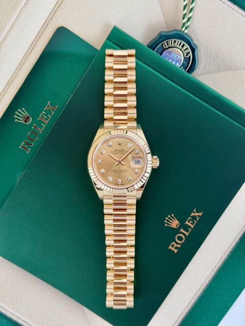 Rolex Datejust 28mm UNWORN 2026 Champagne Diamond Fluted President 279178