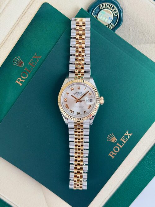 Rolex Datejust 28mm 2022 Silver Roman Fluted Jubilee 279173