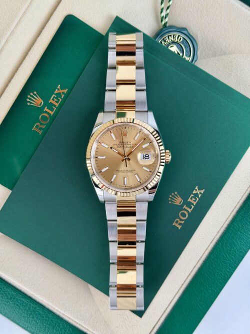 Rolex Datejust 36mm UNWORN 2026 Champagne Index Fluted Oyster 126233