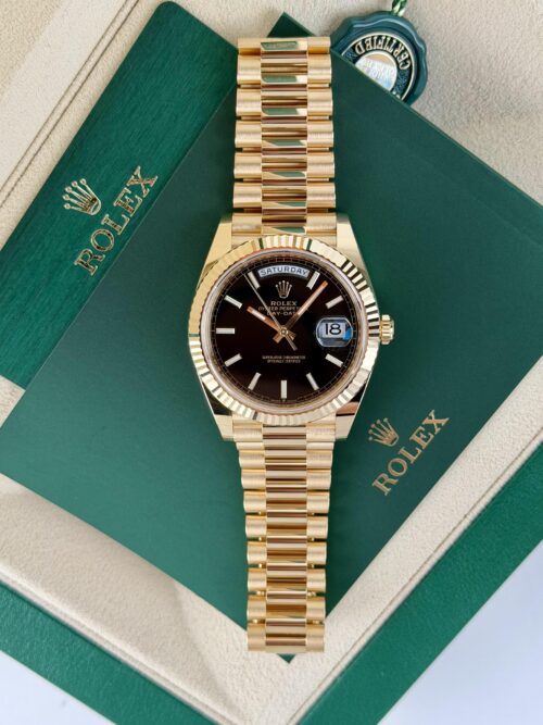 Rolex Day-Date 40mm UNWORN 2026 Black Index President Wood 228238