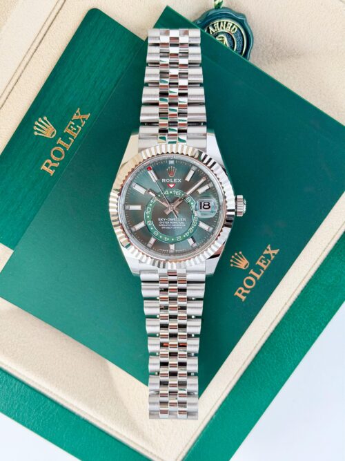 Rolex Sky-Dweller 42mm UNWORN 2026 Mint Green Index Fluted Jubilee Wood 336934