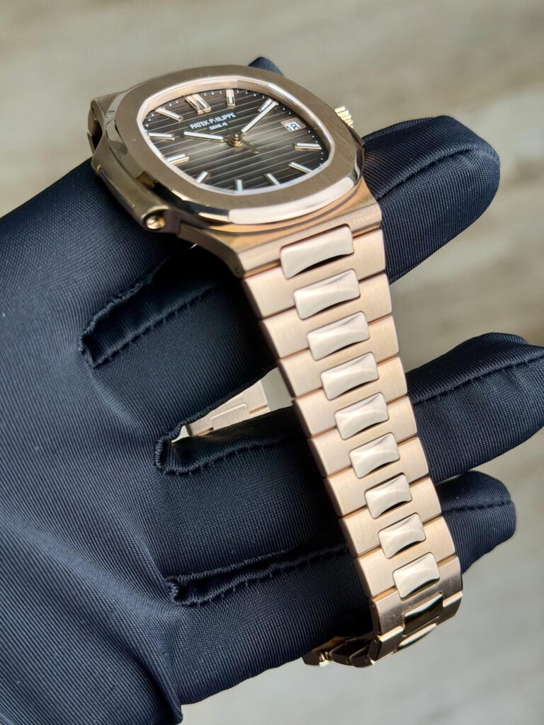 Patek Philippe Nautilus 2020 New Movement Brown Index Bracelet 5711/1R-001