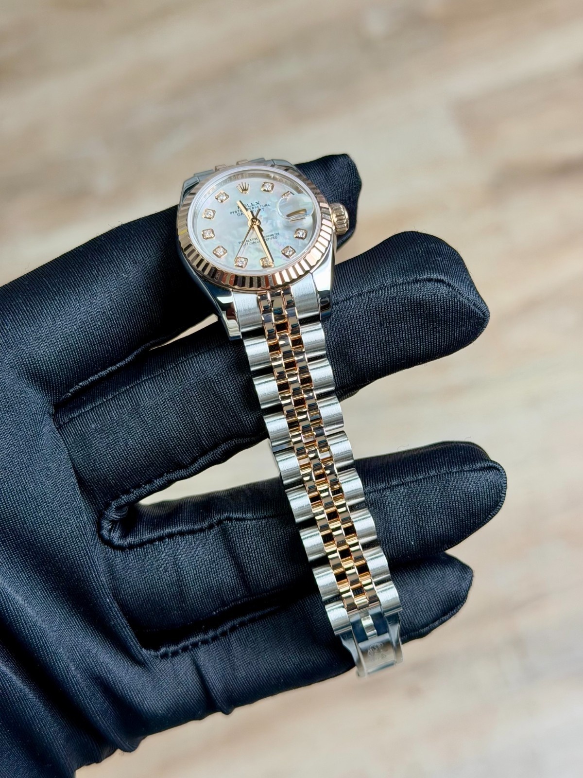 Rolex Datejust 26mm 2011 MOP Pearl Diamond Fluted Jubilee 179171