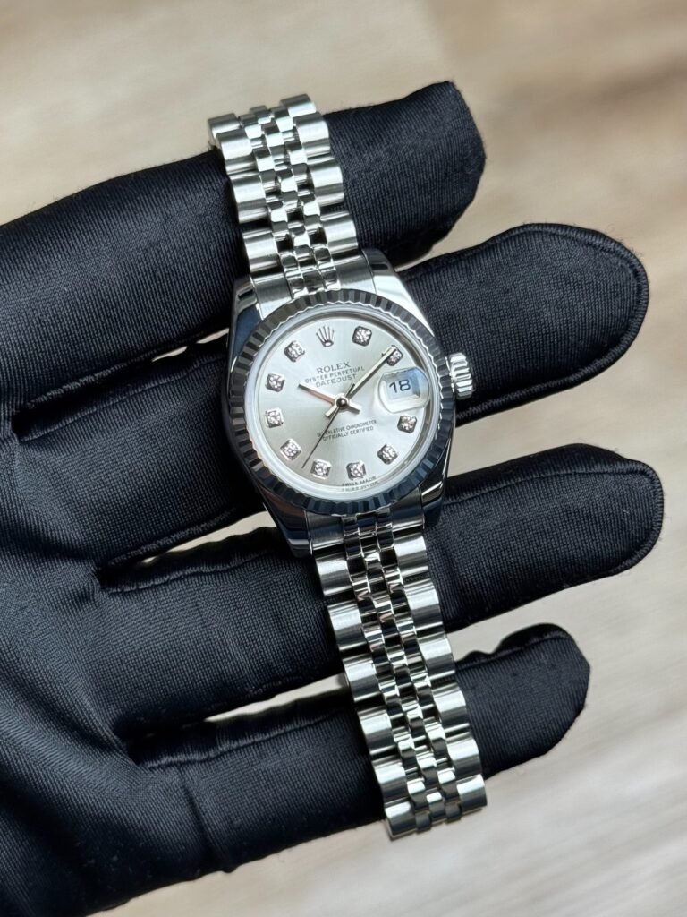 Rolex Datejust 26mm 2011 Silver Diamond Fluted Jubilee 179174