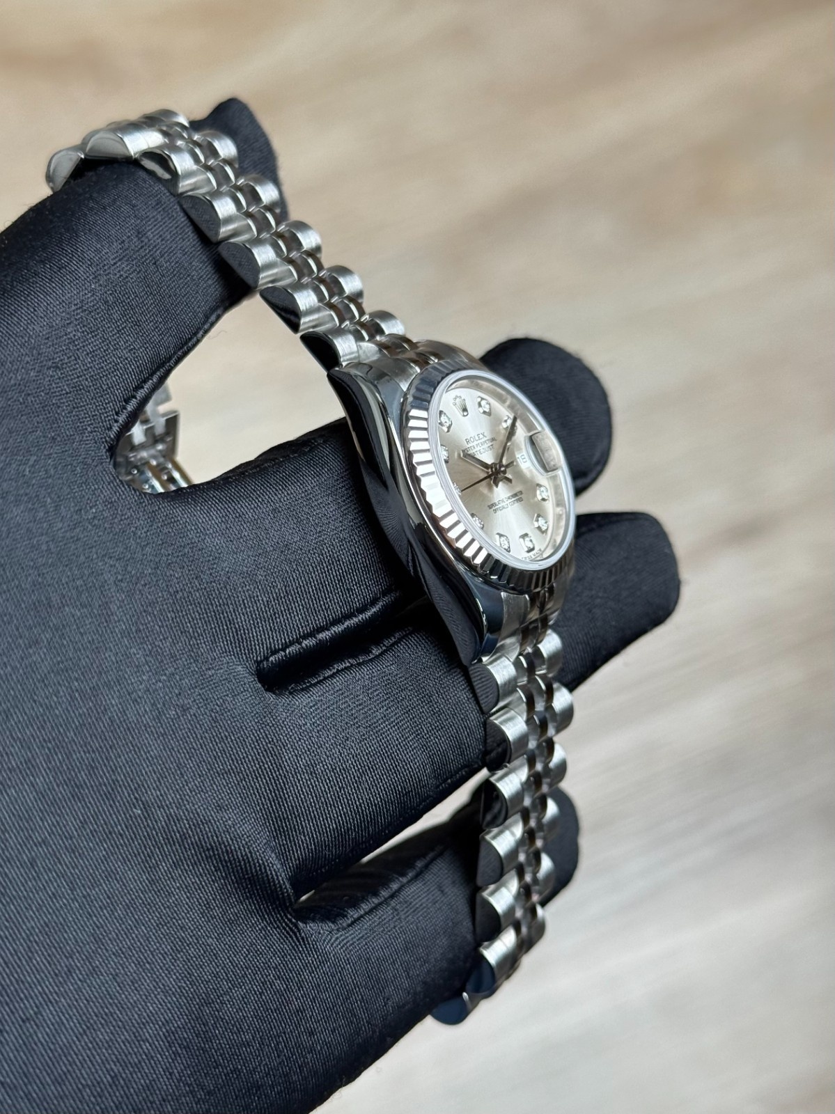 Rolex Datejust 26mm 2011 Silver Diamond Fluted Jubilee 179174