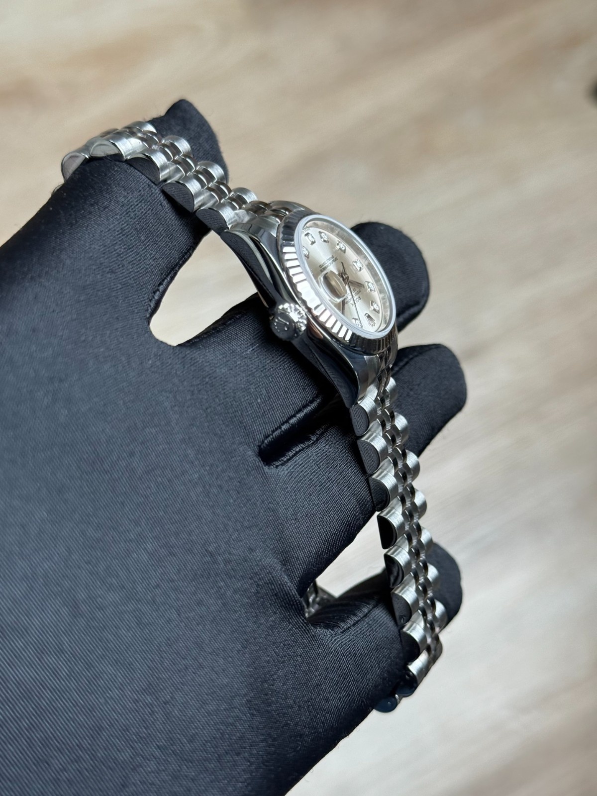 Rolex Datejust 26mm 2011 Silver Diamond Fluted Jubilee 179174