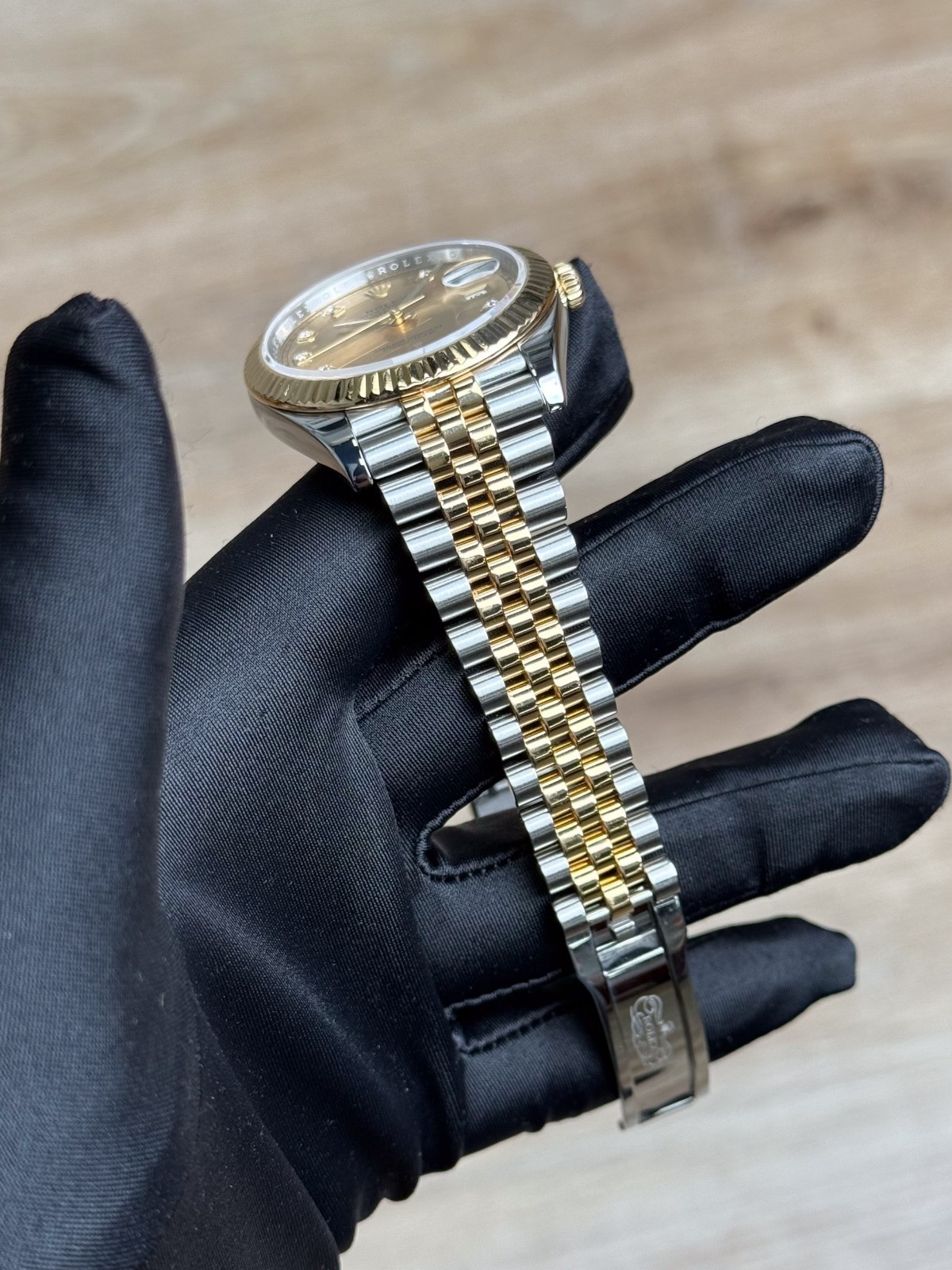 Rolex Datejust 41mm 2021 Champagne Diamond Fluted Jubilee 126333