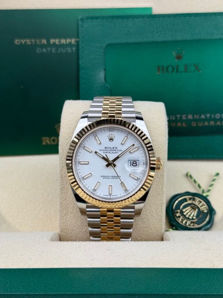 Rolex Datejust 41mm UNWORN 2026 White Index Fluted Jubilee 126333