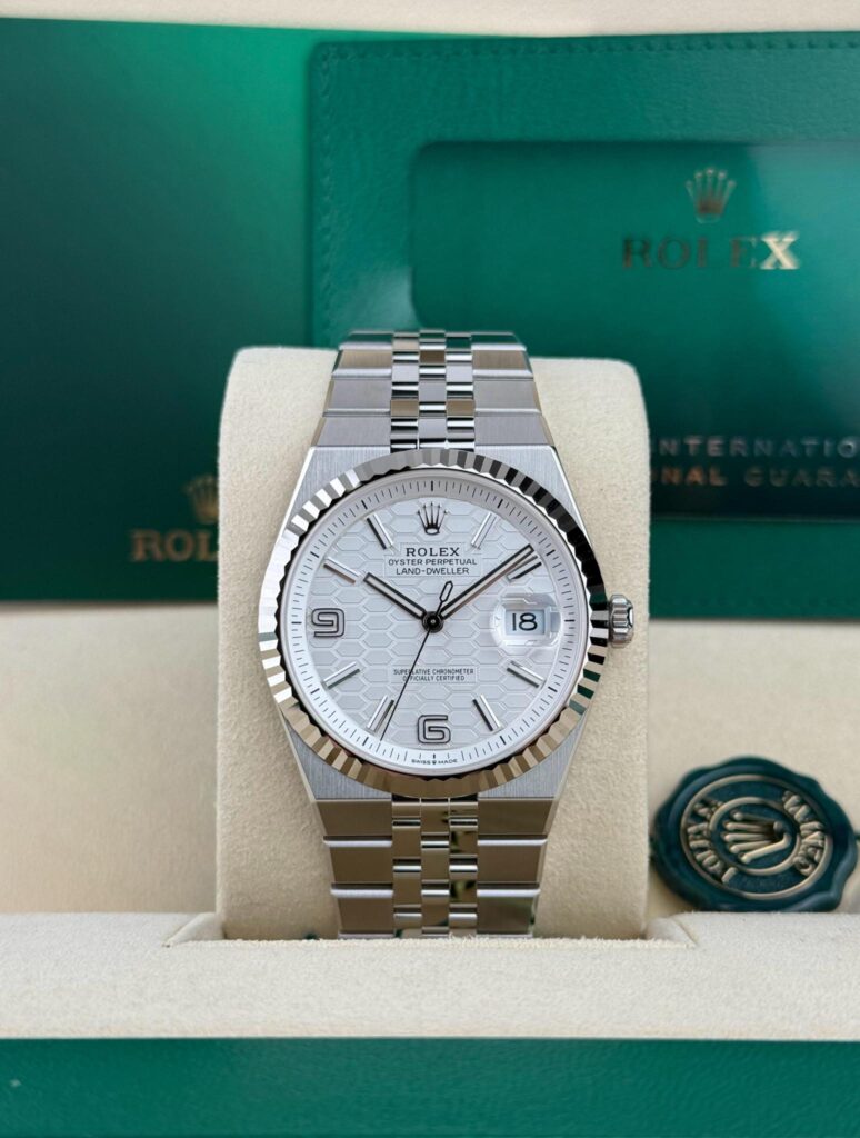 Rolex Land-Dweller 40mm UNWORN 2026 White Honeycomb Fluted Flat Jubilee 127334