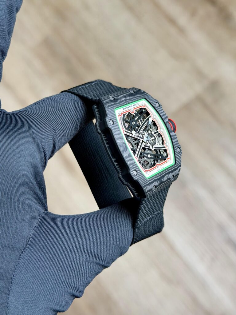 Richard Mille Extra Flat "Italy" Carbon Red RM67-02