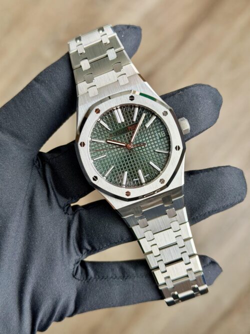 Audemars Piguet Royal Oak 41mm UNWORN 2026 Green Index 15510ST.OO.1320ST.09