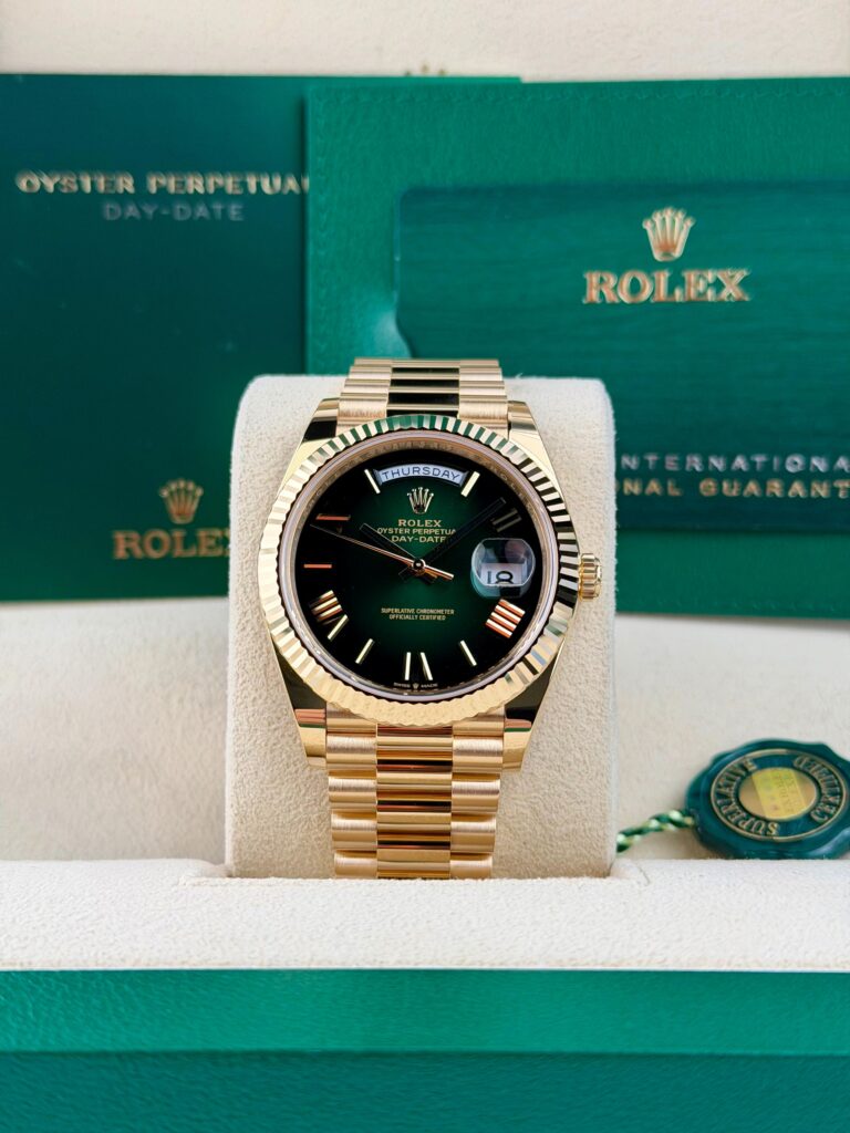 Rolex Day-Date 40mm UNWORN 2026 Green Ombre Roman Fluted President Wood 228238