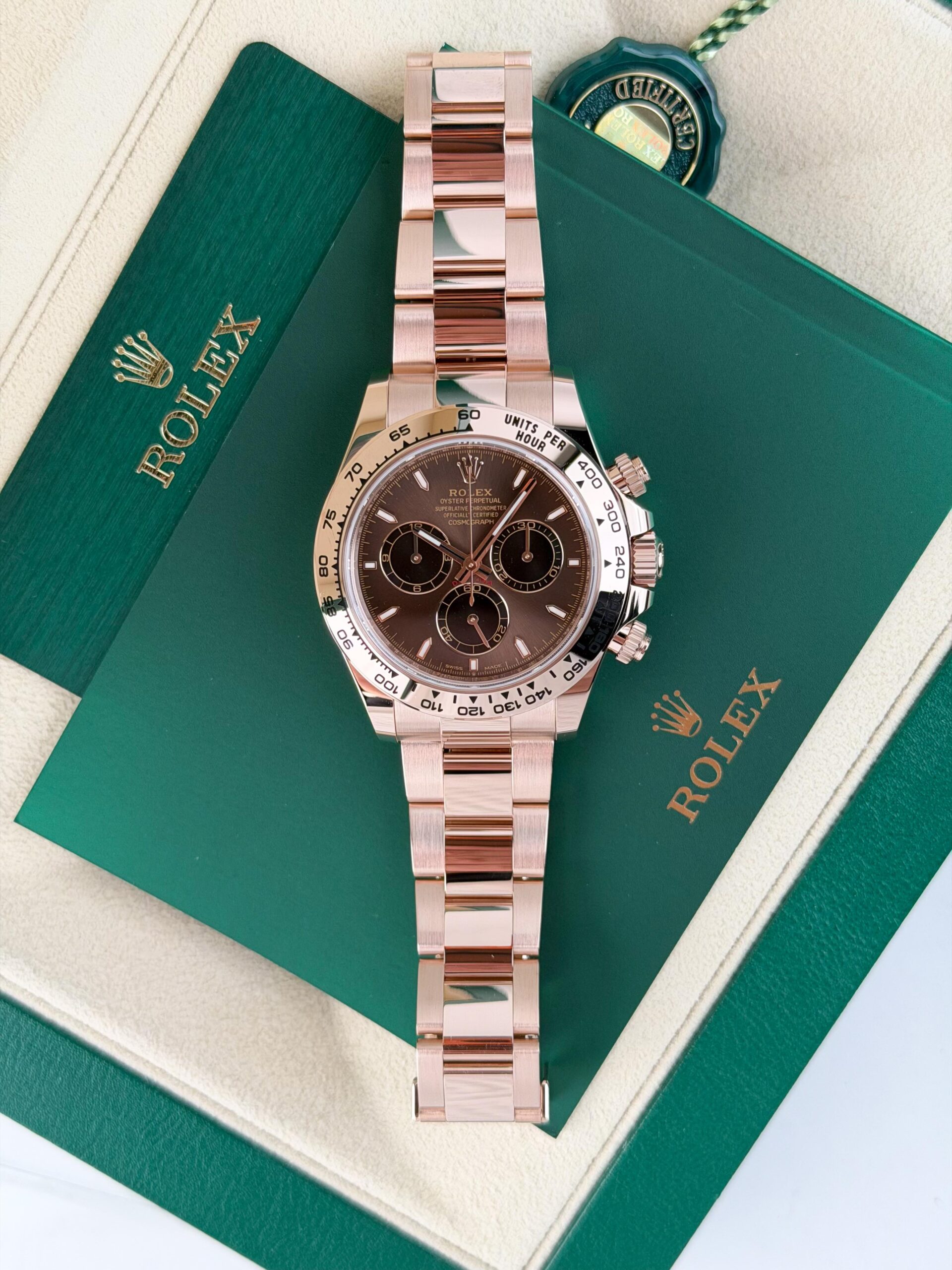 Rolex Daytona 40mm UNWORN 2026 Chocolate Brown Black Index Oyster Wood 126505