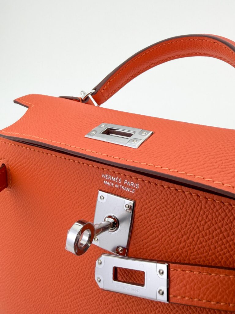 Hermes Mini Kelly 20 Sellier Epsom Feu Orange Palladium Hardware G Stamp Unworn