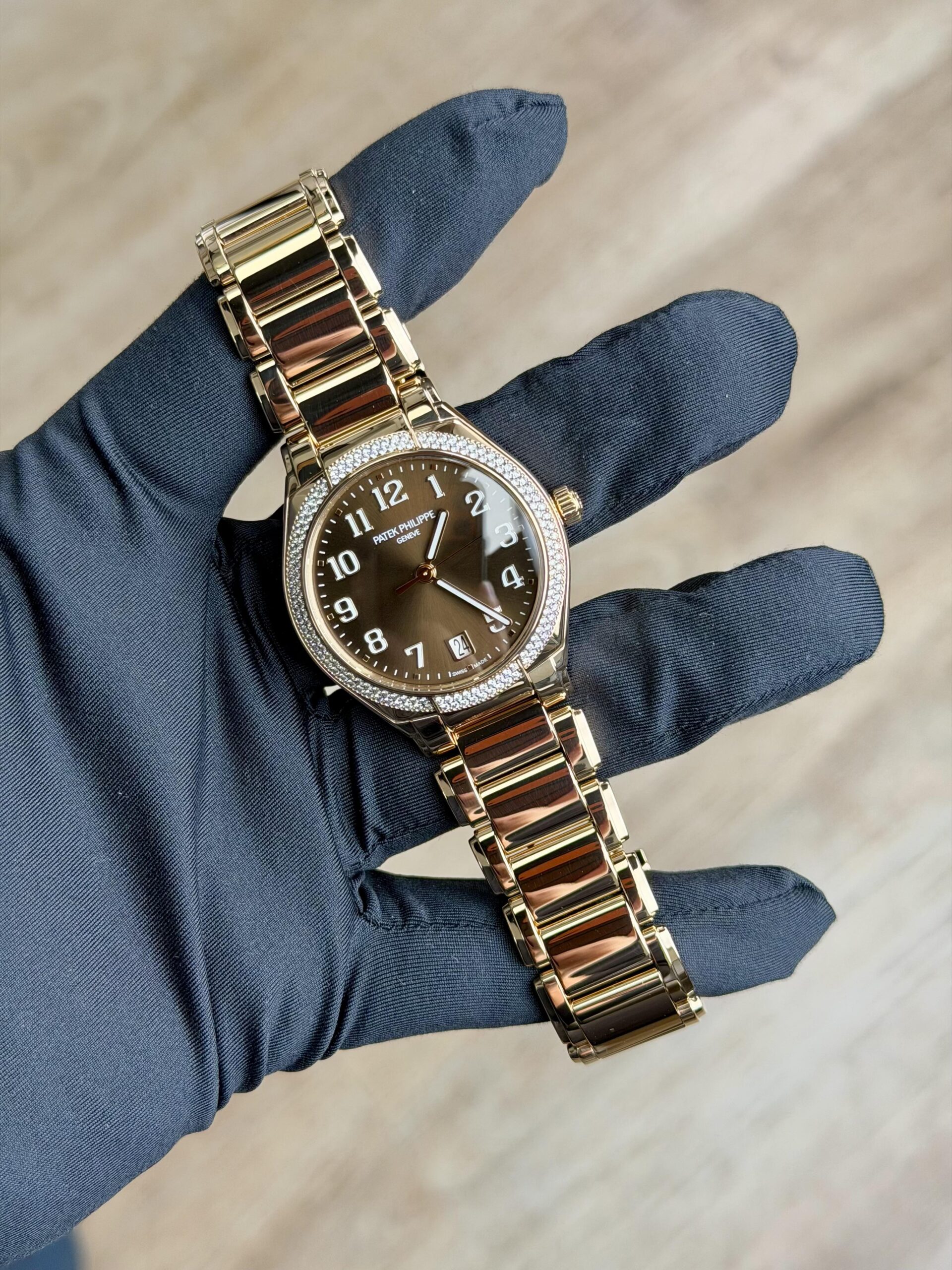 Patek Philippe Twenty~4 2021 Chocolate Brown Arabic Diamond Bezel 7300/1200R-001