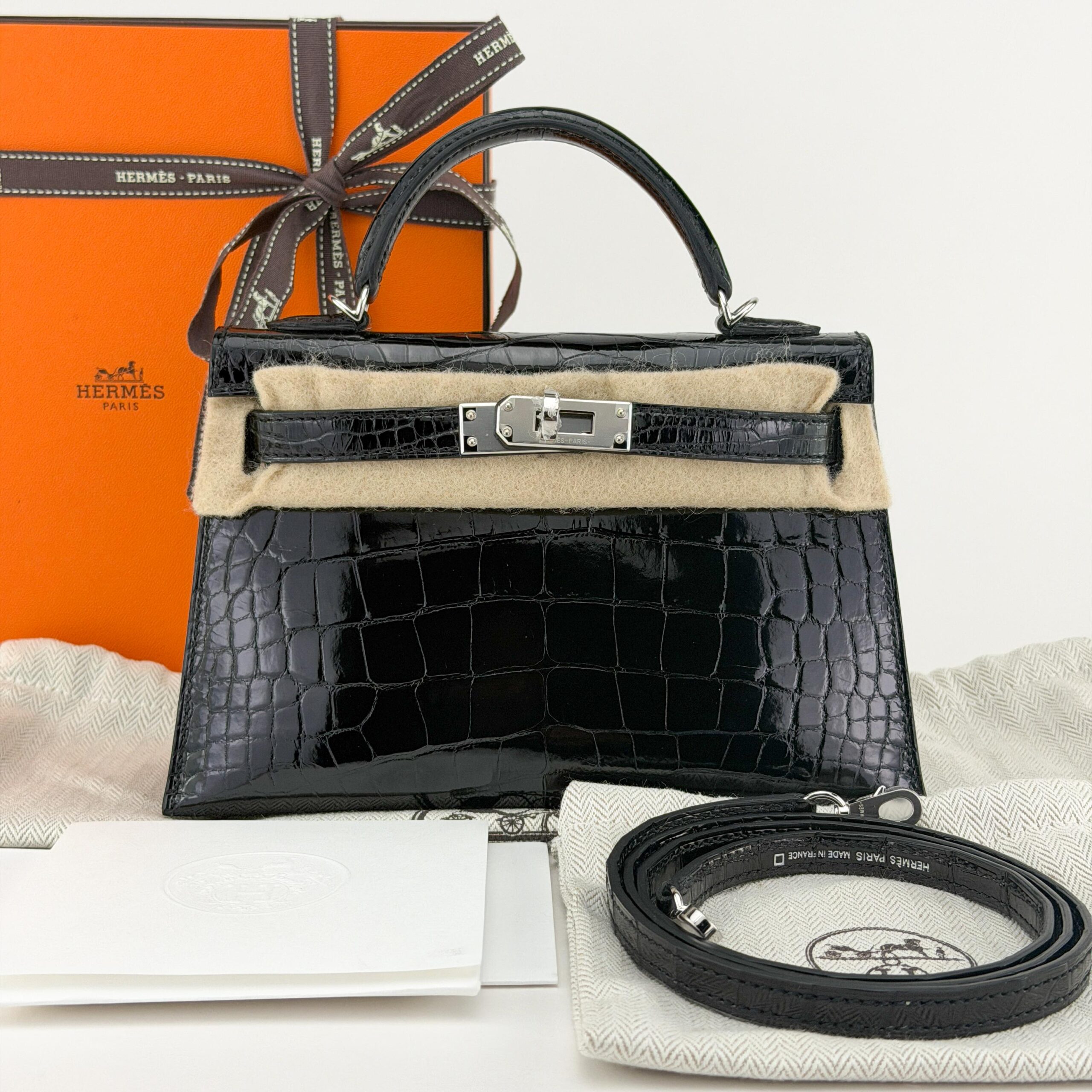 Hermes Mini Kelly 20 Shiny Alligator Black Noir Palladium Hardware K Unworn