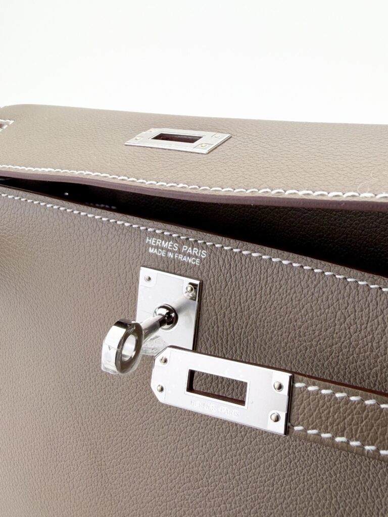 Hermès Kelly Danse Evercolor Etoupe Palladium Hardware G Stamp Unworn