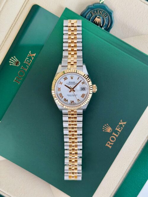 Rolex Datejust 28mm 2021 White Roman Fluted Jubilee 279173