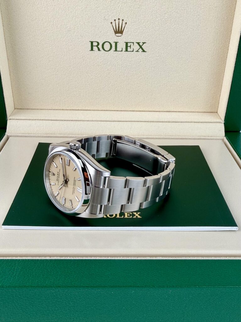 Rolex Oyster Perpetual 36mm UNWORN 2026 Beige Index Oyster 126000