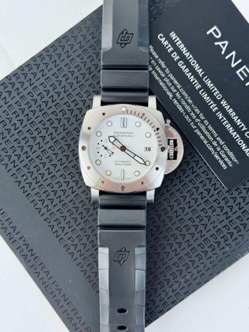 Panerai Submersible Bianco 42mm 2022 White Excellent PAM01223