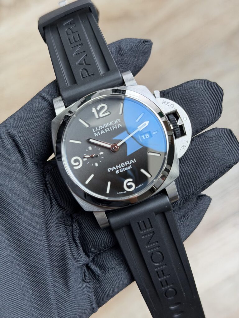 Panerai Luminor Marina Grigio Roccia 44mm 2023 Grey Excellent PAM01358