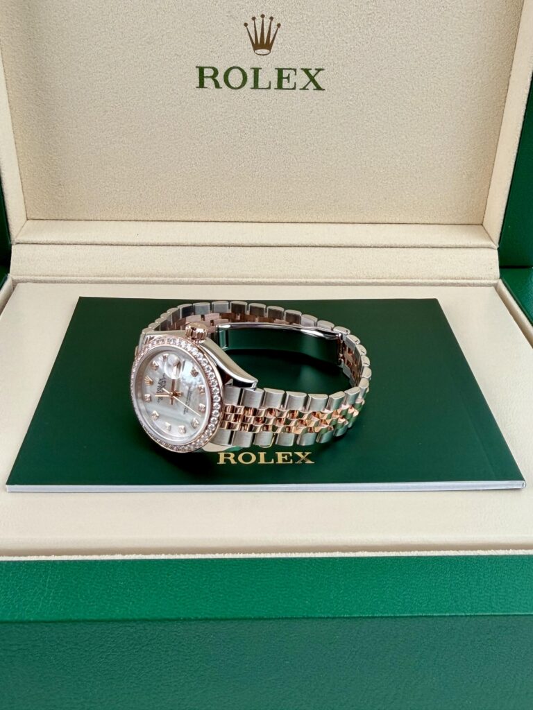Rolex Datejust 28mm 2017 MOP Pearl Diamond Bezel Jubilee 279381RBR