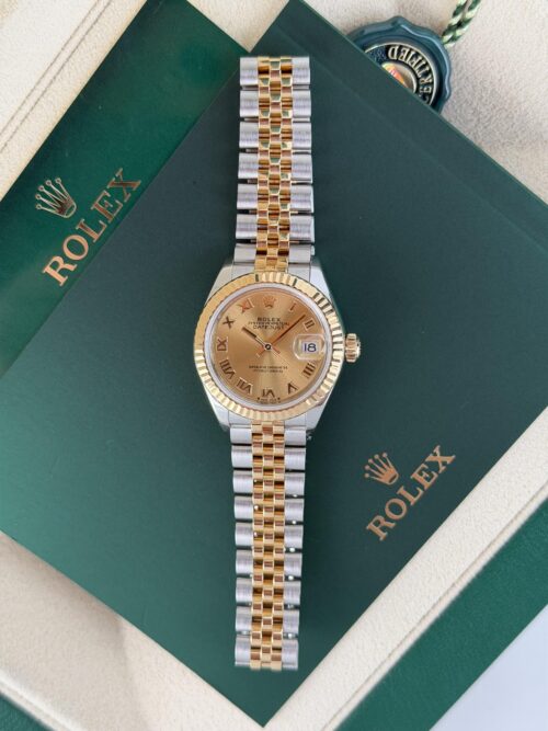 Rolex Datejust 28mm 2023 Champagne Roman Fluted Jubilee 279173