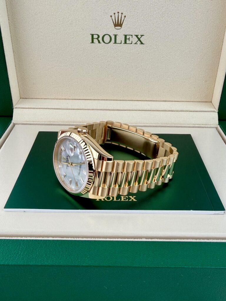 Rolex Day-date 36mm UNWORN 2026 MOP Pearl Baguette Diamond President 128238