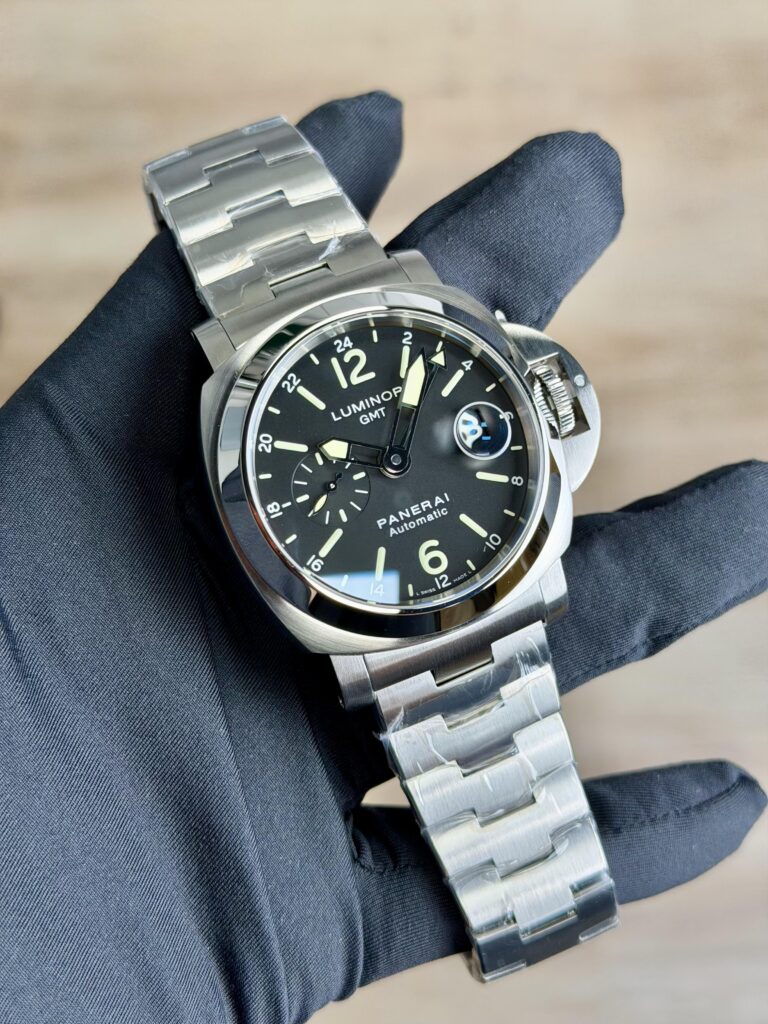 Panerai Luminor GMT 44mm 2013 Black Arabic Bracelet PAM00297
