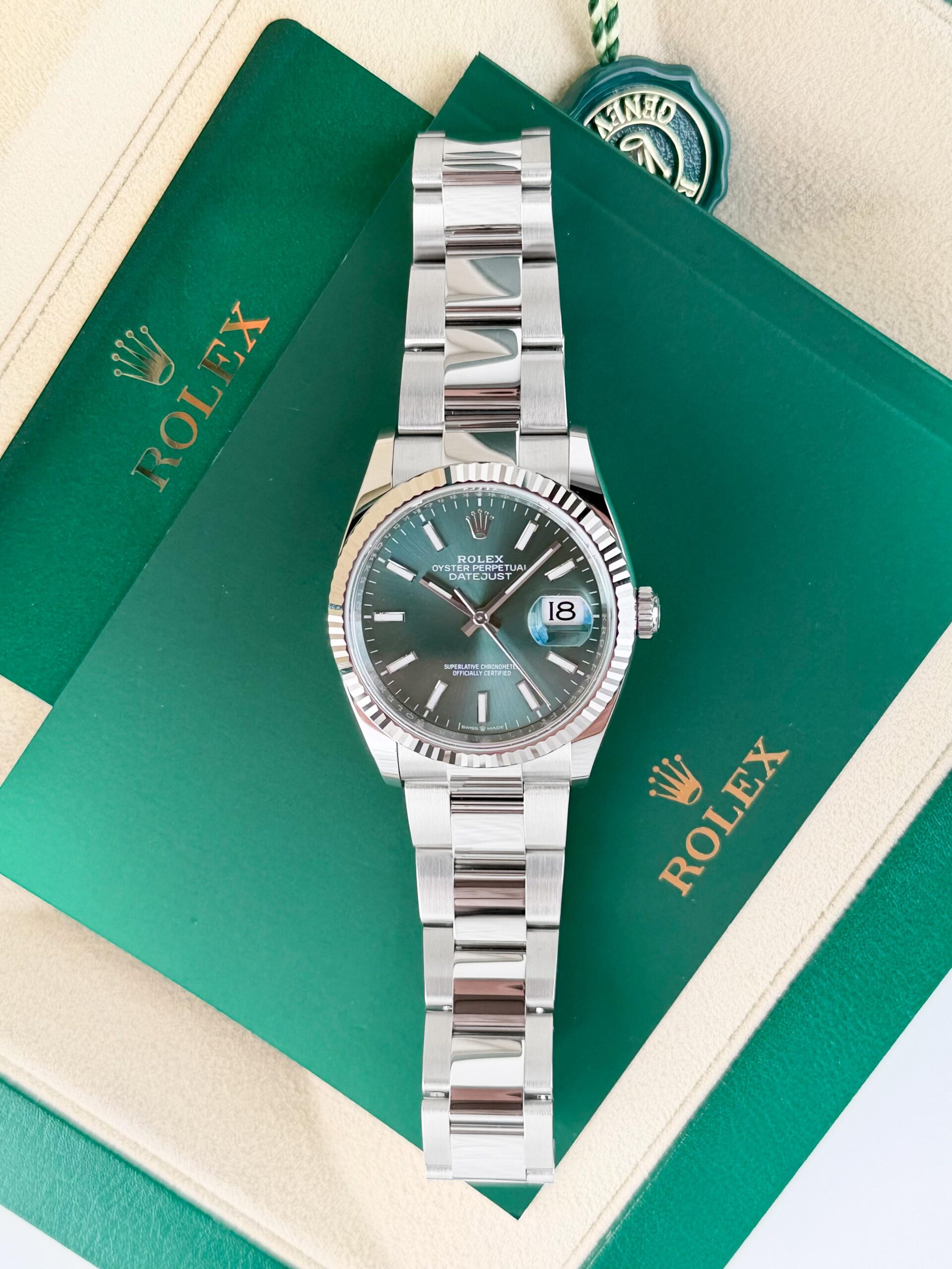 Rolex Datejust 36mm UNWORN 2026 Mint Green Fluted Oyster 126234