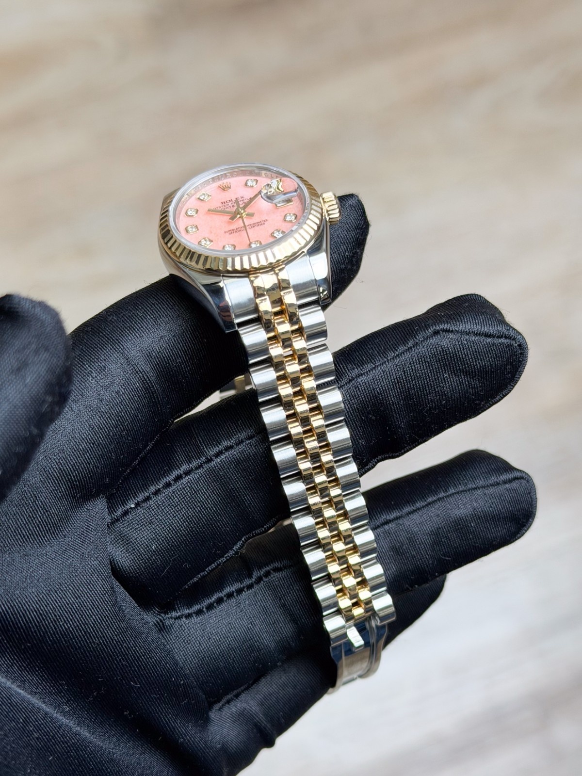 Rolex Datejust 26mm 2010 Pink Opal Diamond Fluted Jubilee 179173